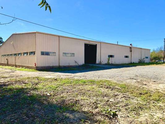 685,705,735 Millerfield Rd