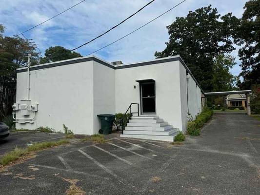 606 Academy Avenue, Dublin, GA 31021 - Photo 3