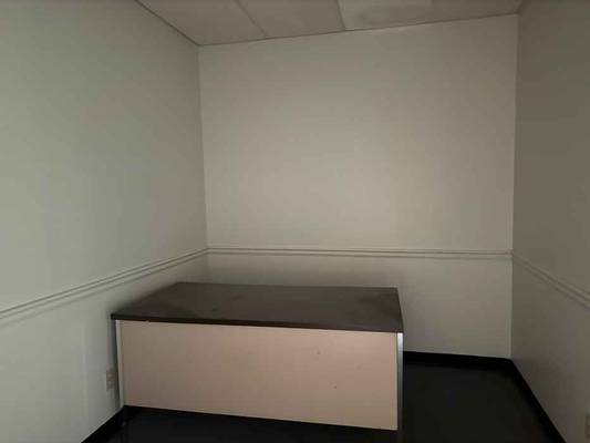 606 Academy Avenue, Dublin, GA 31021 - Photo 12