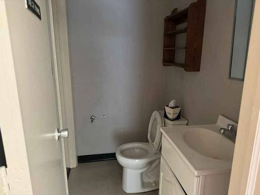 606 Academy Avenue, Dublin, GA 31021 - Photo 16