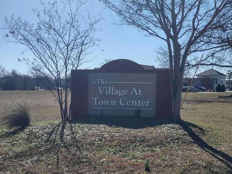  Davis Drive, Warner Robins, GA 31093 - Main Photo