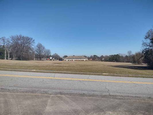  Davis Drive, Warner Robins, GA 31093 - Photo 5