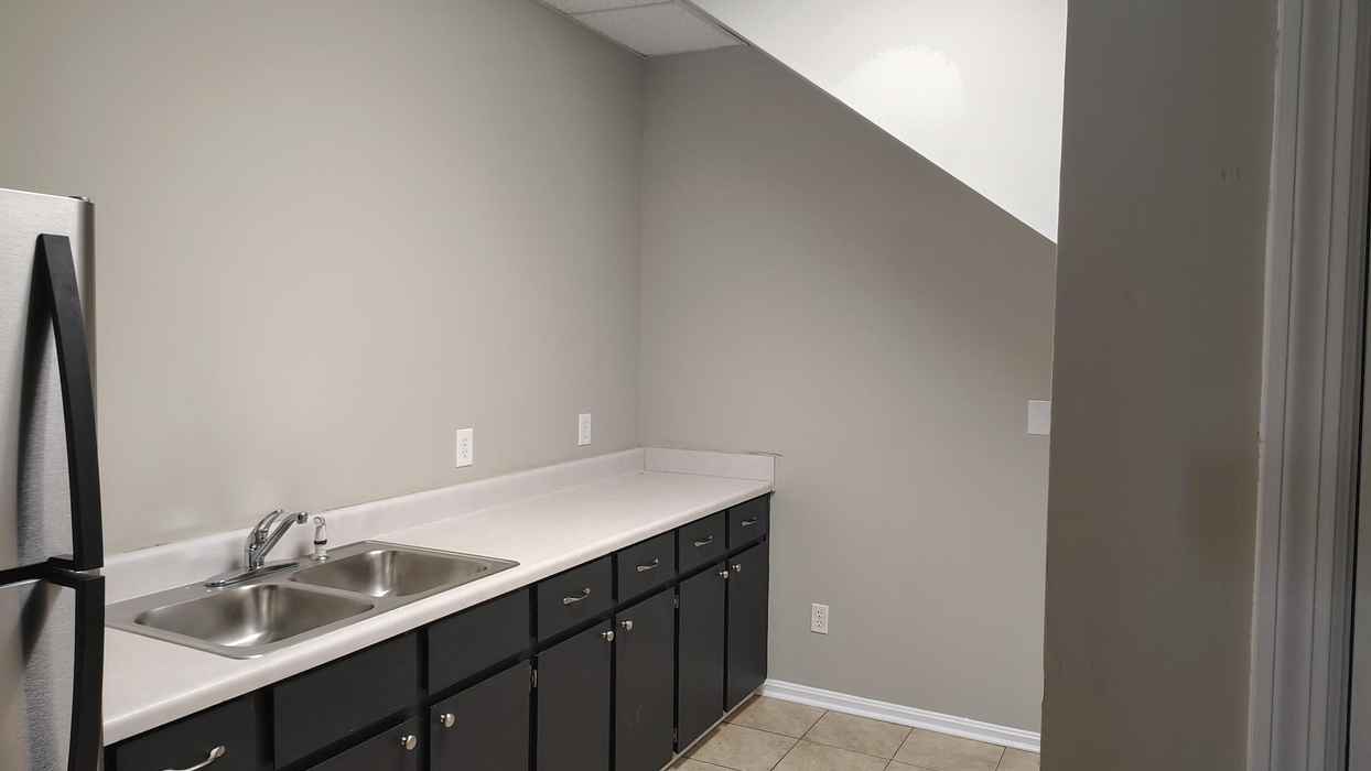 11 Corporate Pointe, Warner Robins, GA 31088 - Photo 5