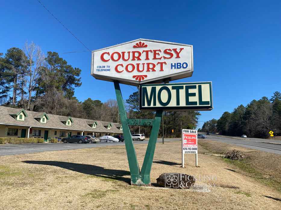 2240 Gray Highway, Macon, GA 31211 - Photo 2