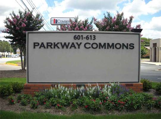 601-613 Russell Parkway, Warner Robins, GA 31093 - Photo 2